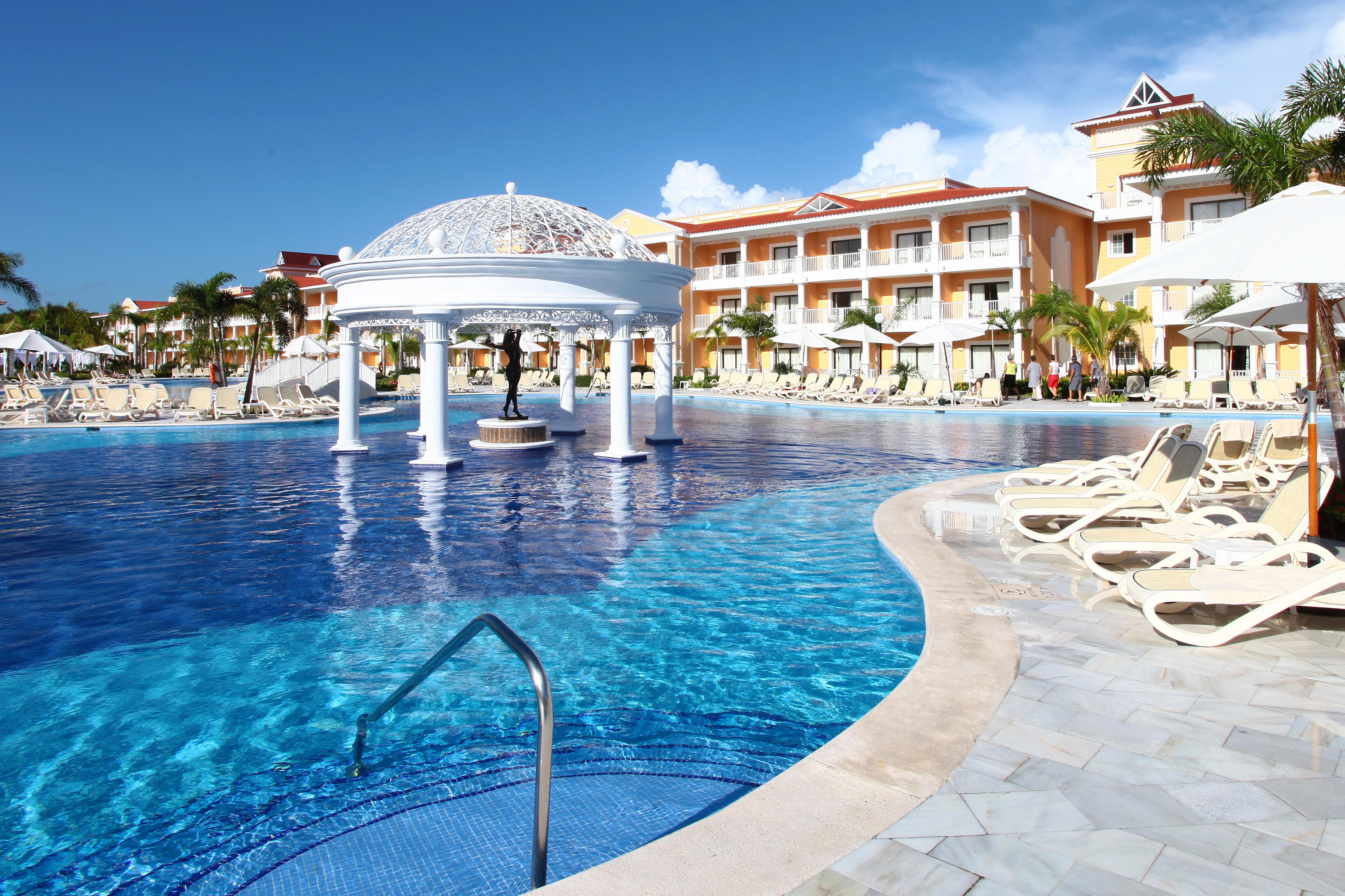 Отель Bahia Principe Grand Aquamarine (Adults Only) Пунта-Кана Экстерьер фото